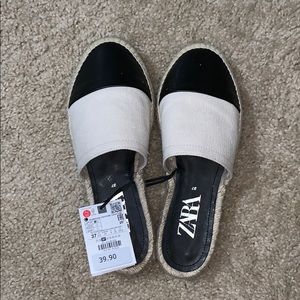 Espadrille slip ons